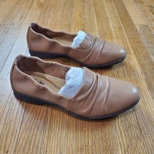 Clarks Jenette Ruby Womens Shoes Sz 5 Leather Rouched Flat Slip On NEW NWOB